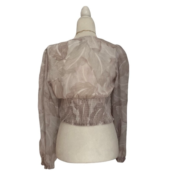 Aritzia Wilfred Reign Smocked Wrap Crop Blouse Leaf Print - Picture 2 of 6